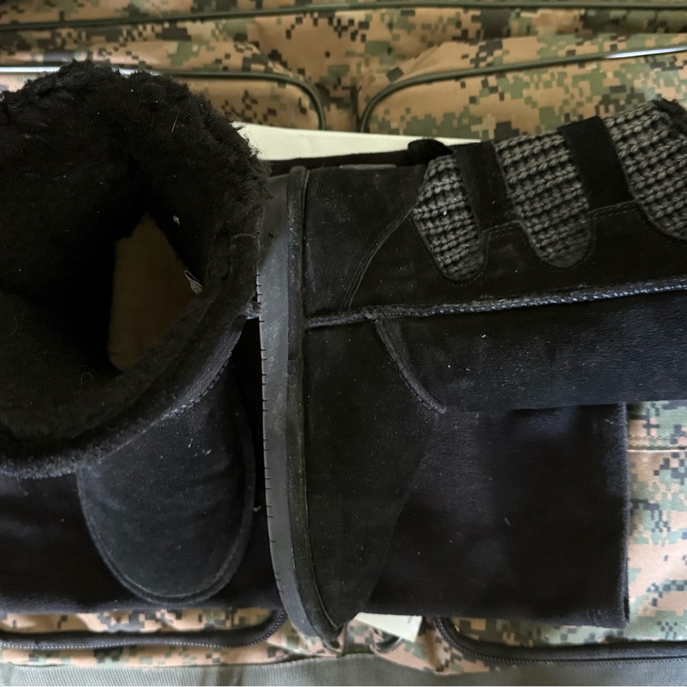 Black Bearpaw Suede Winter Boots